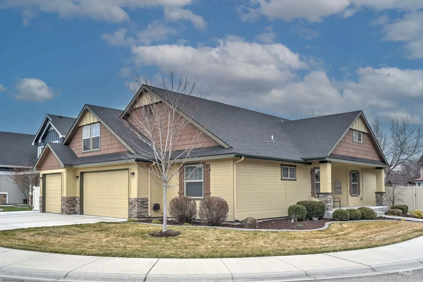 12882 W Scotfield Court, photo 2