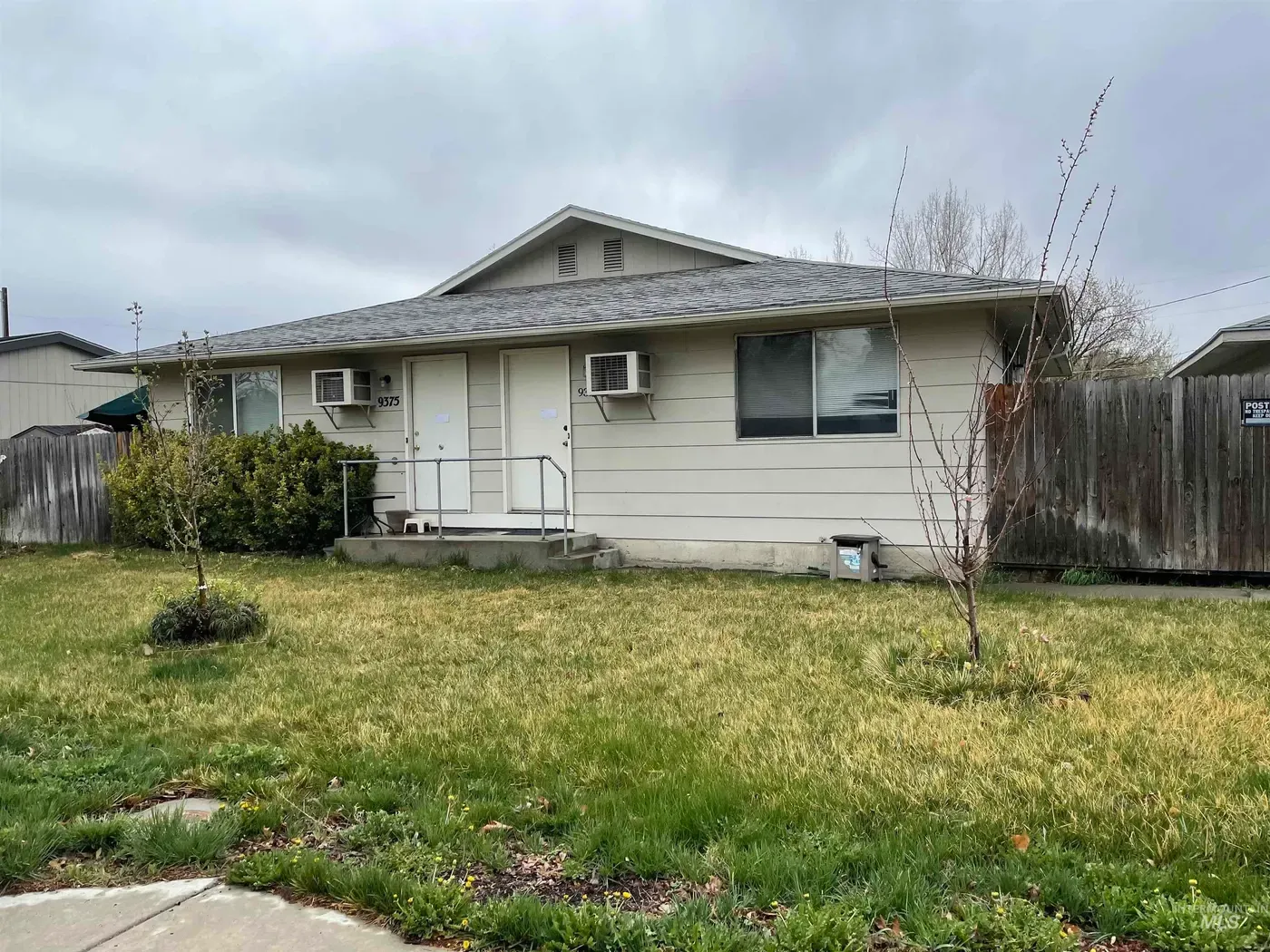 9375 & 9377 W Edna Street, photo 2