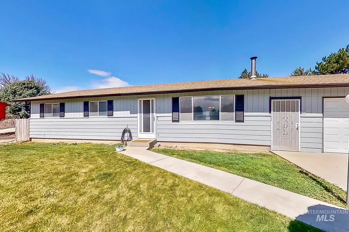 11404 Hall Dr., photo 2