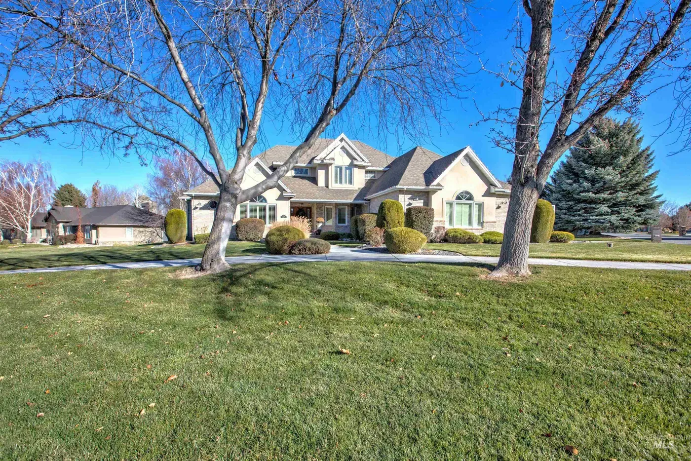 1016 Wildwood Way, photo 2