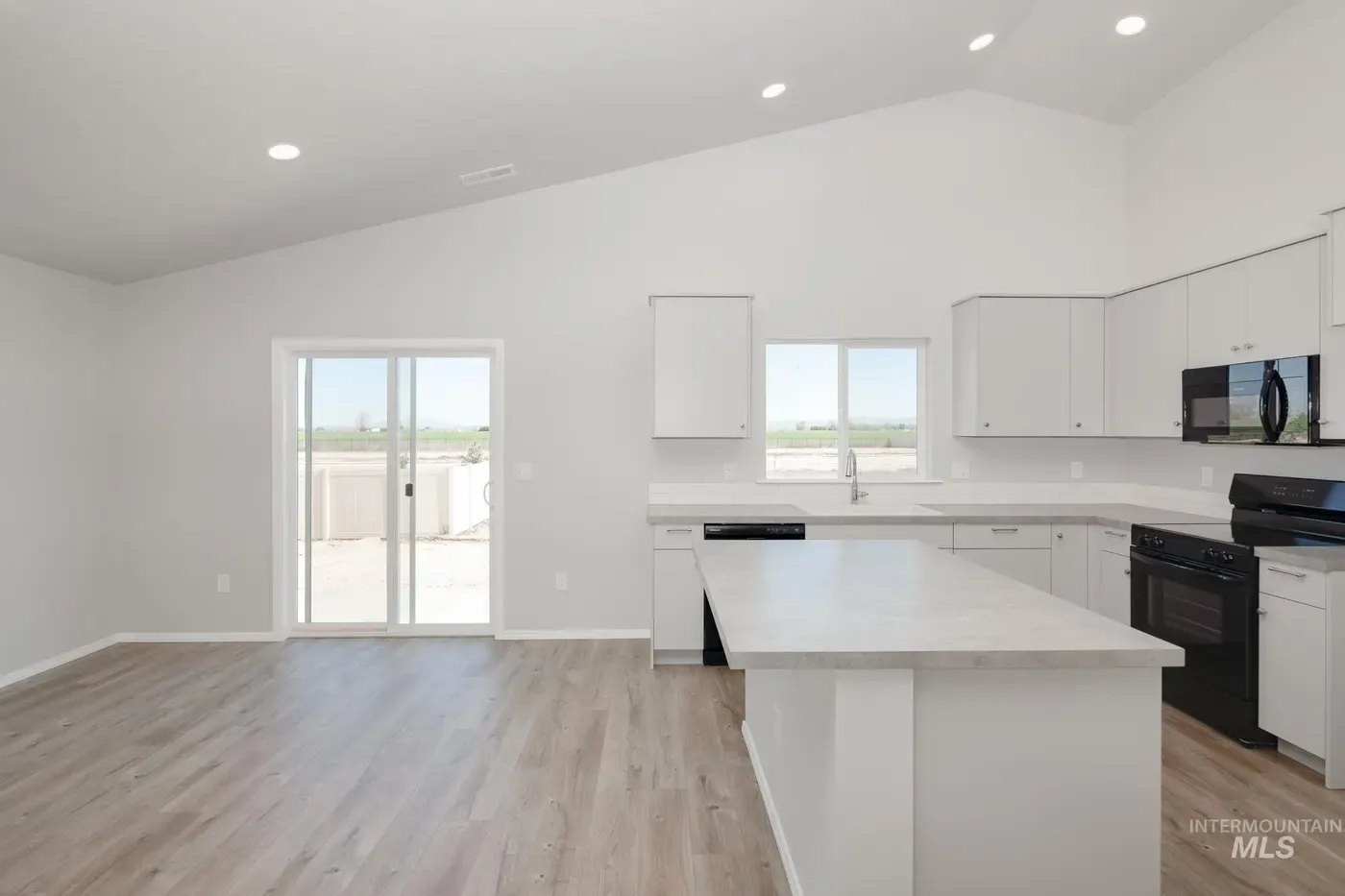 7464 E Marble Springs Dr, photo 3