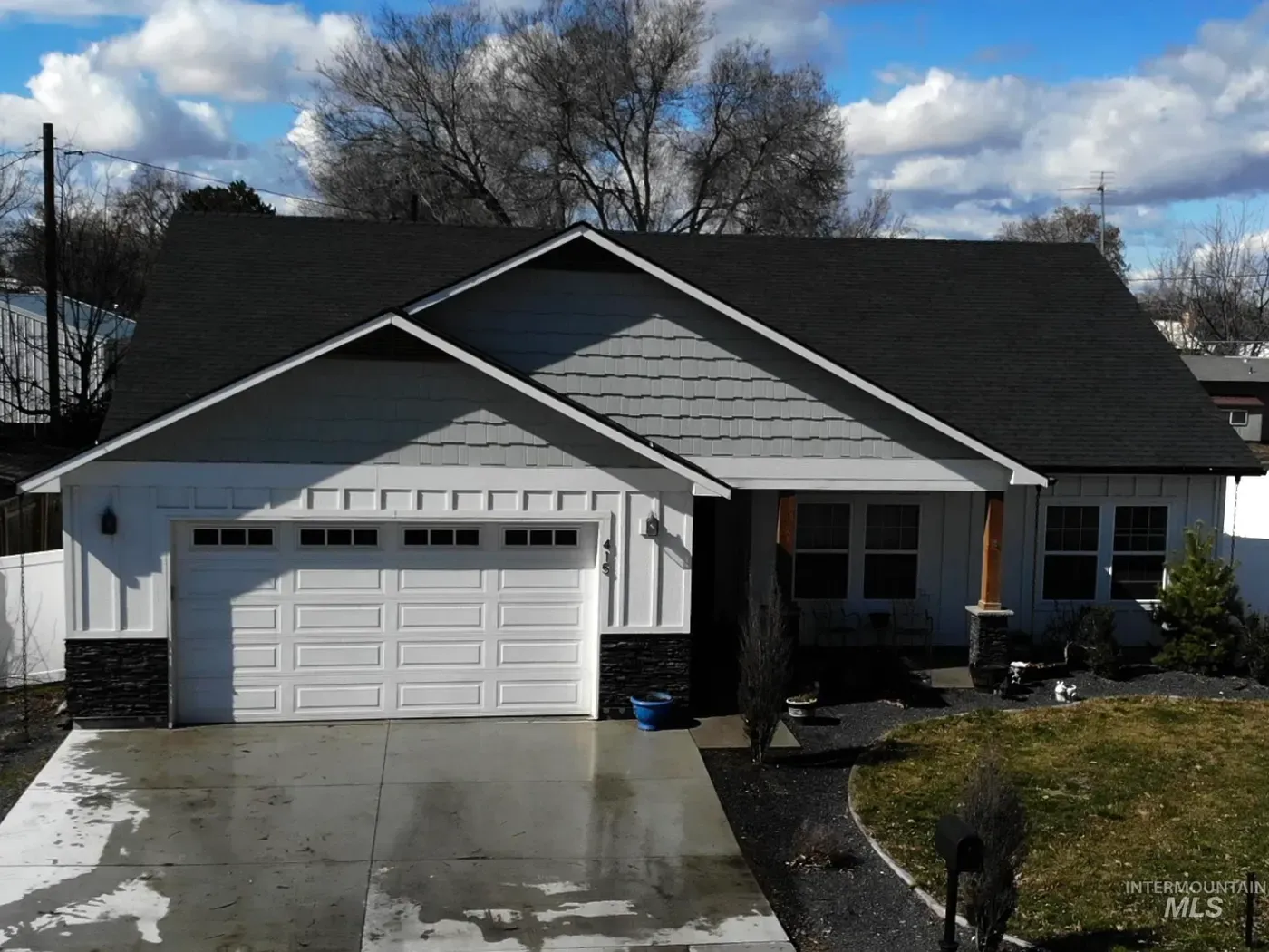 415 S Kansas, photo 3