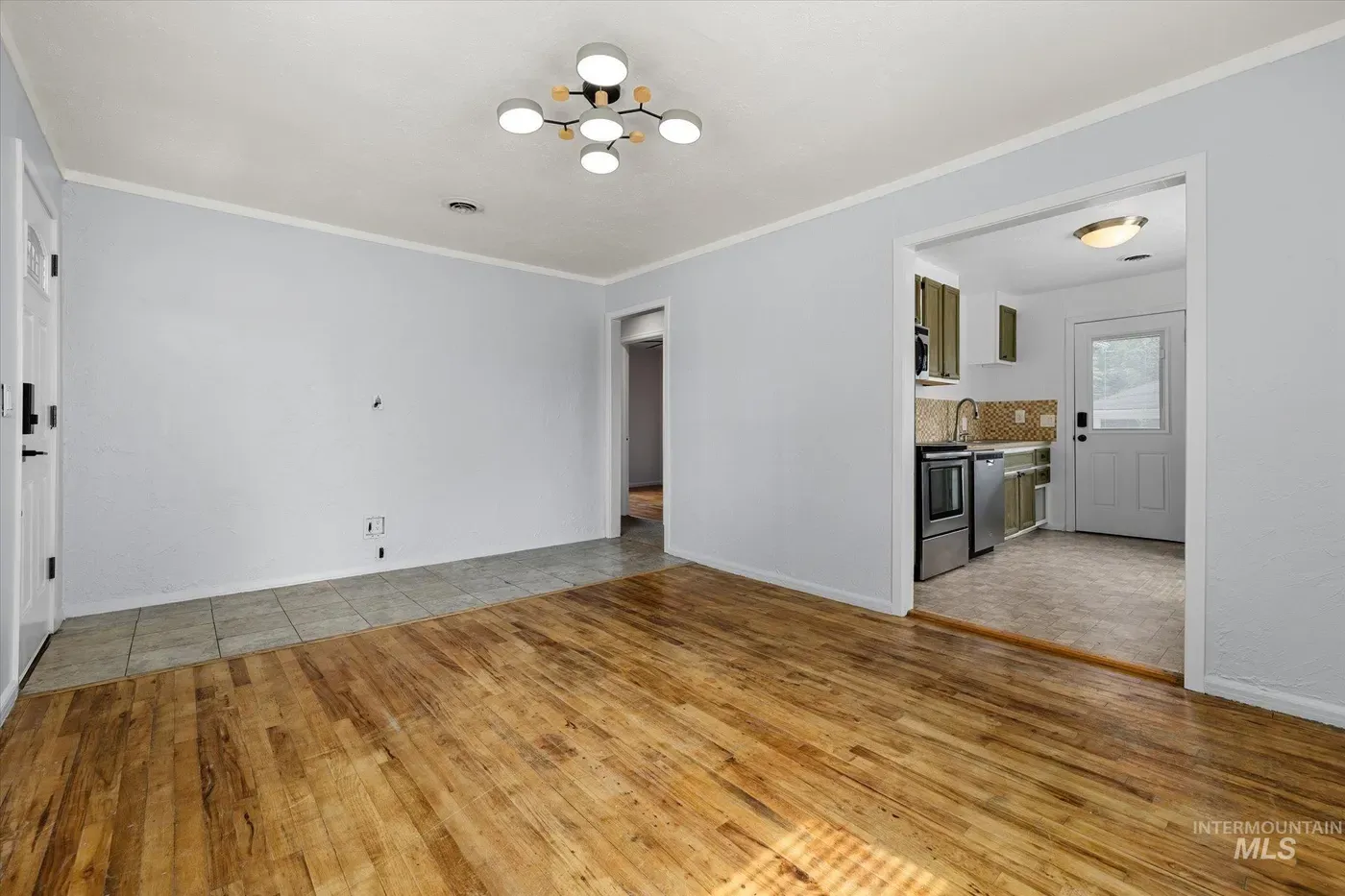 1904 S Atlantic St, photo 4