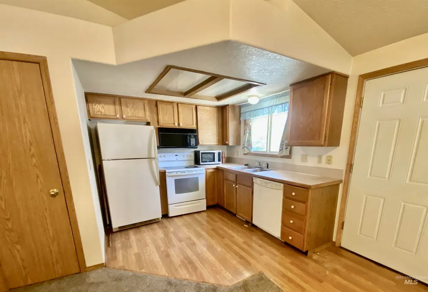 126 N Yale St., photo 5