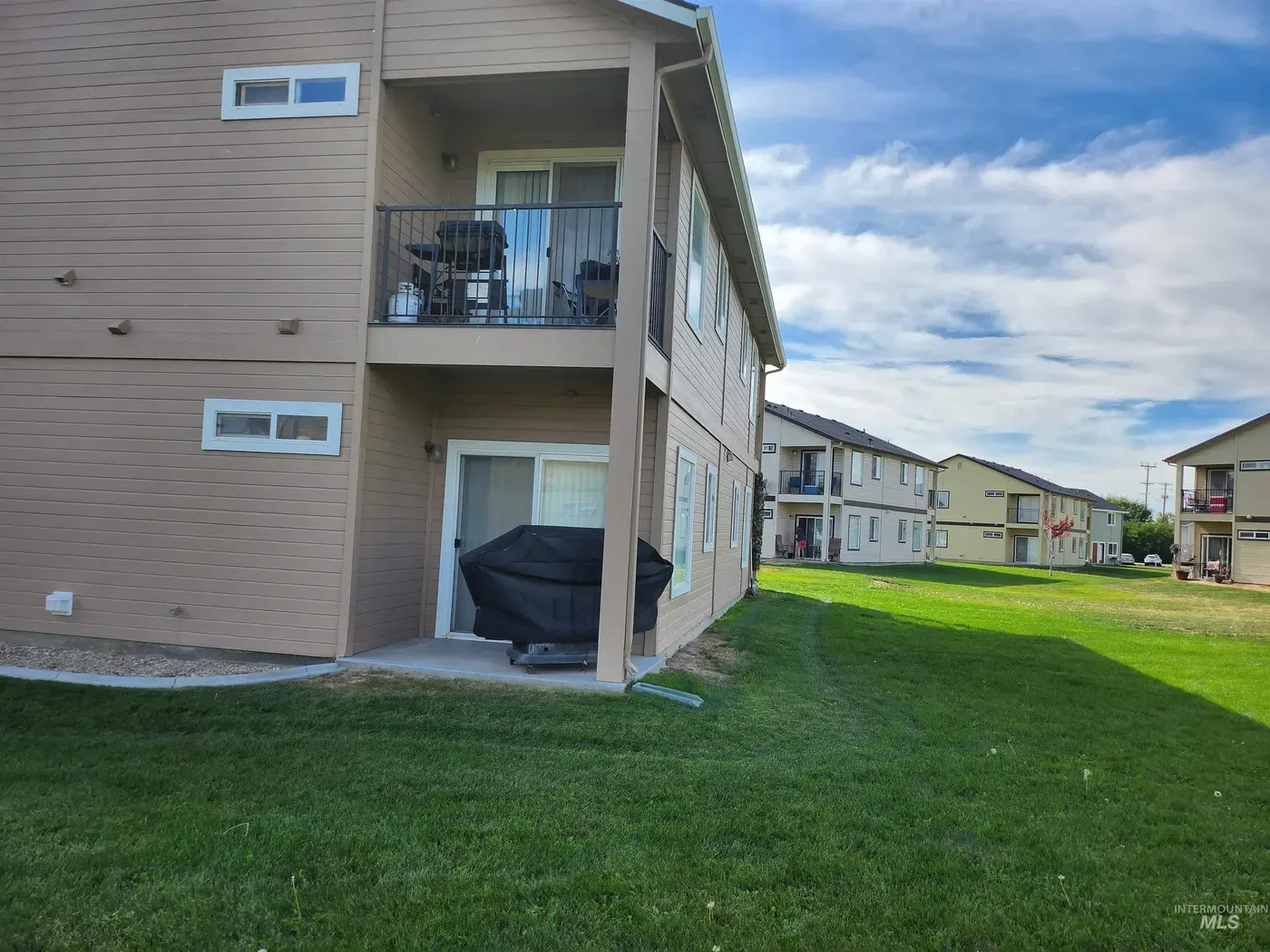 2116 E Whispering Willow Ln, photo 5