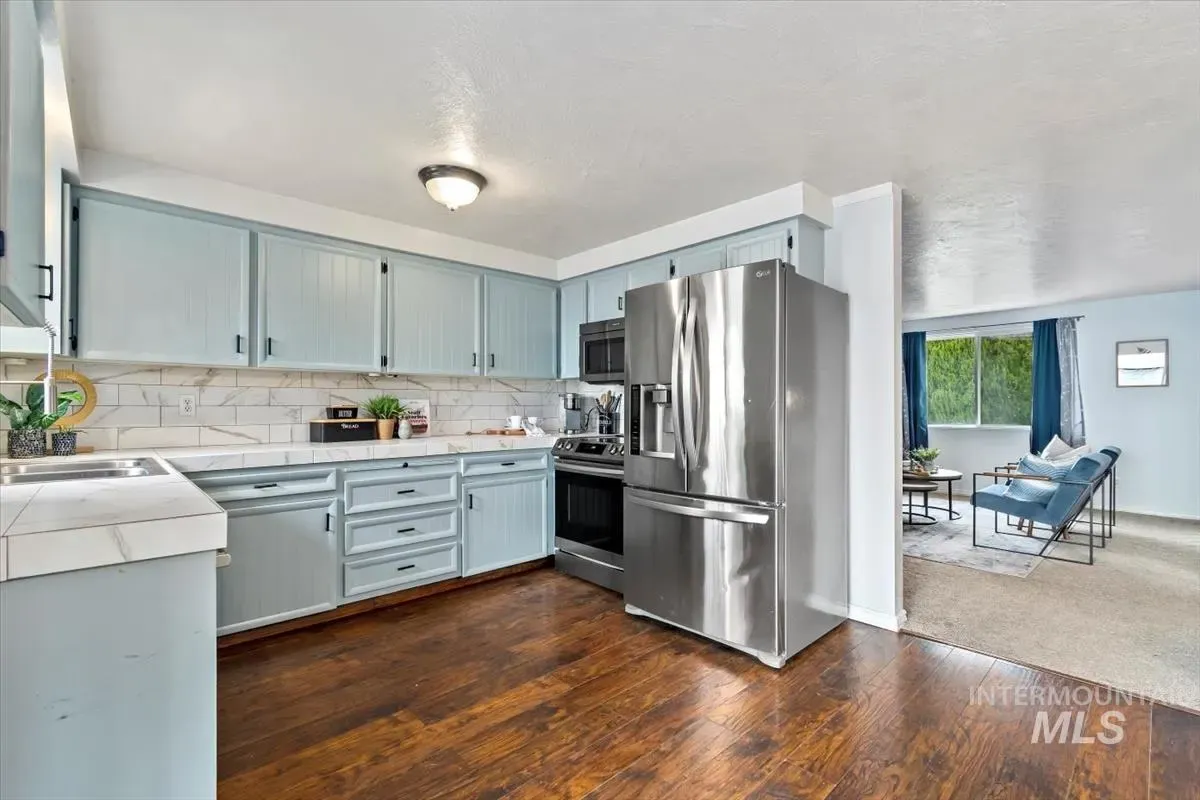 1137 W Owyhee Ave, photo 5